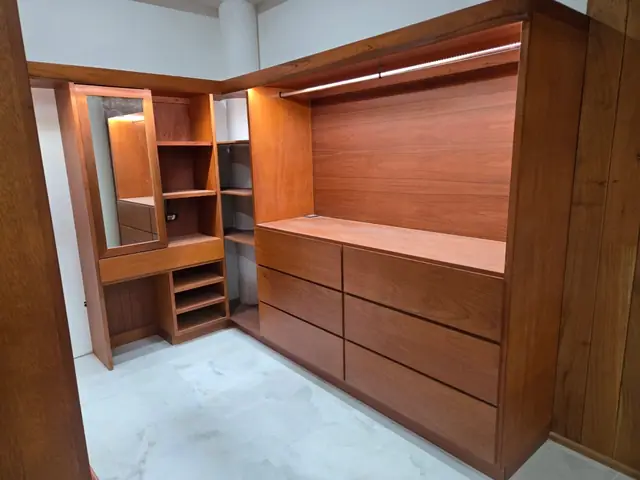 Casa en Boca del Río: cocina, clósets y plafón de madera — foto 3