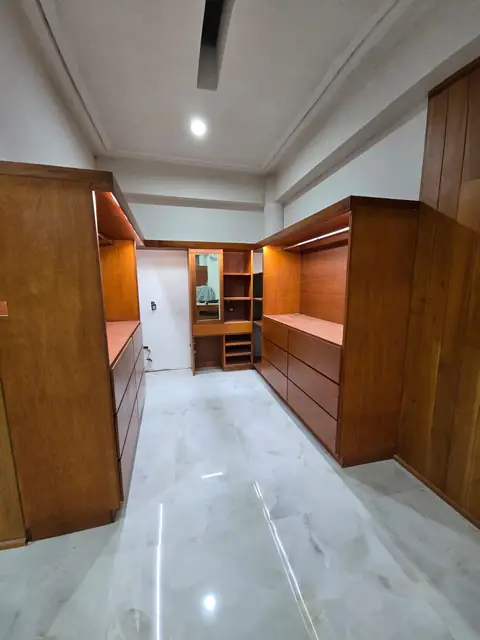 Casa en Boca del Río: cocina, clósets y plafón de madera — foto 4