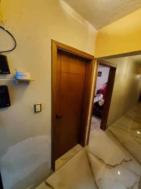Puertas interiores tono miel — foto 7