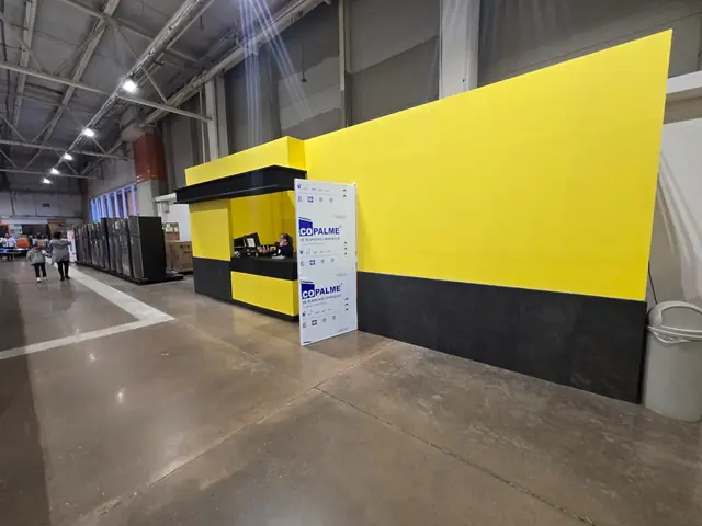 Tiendas de autoservicio: fachadas, aluminio y cristal — foto 9